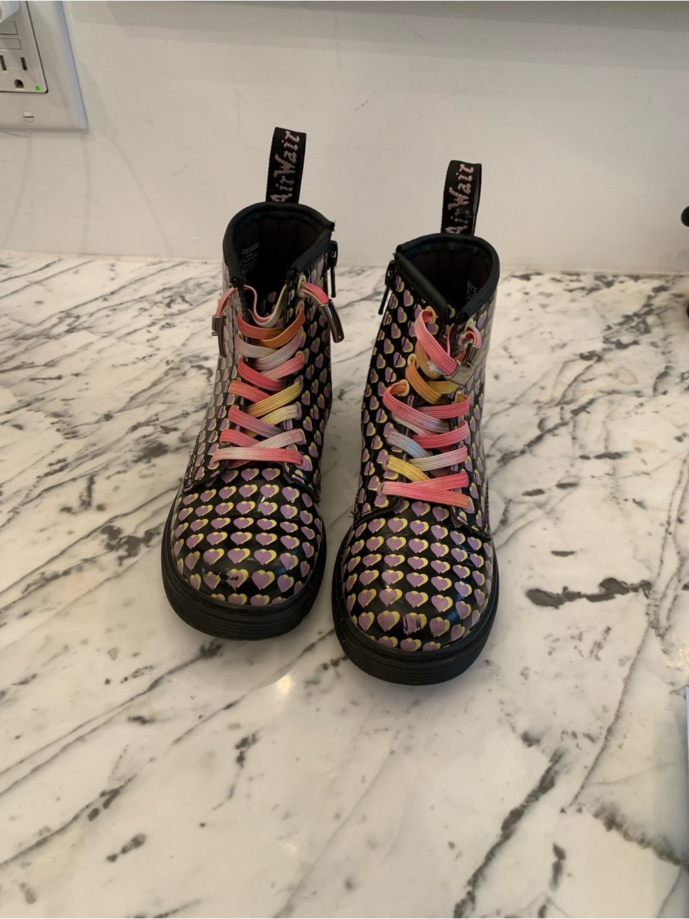Kids Dr Marten’s Heart-Print Lace-Up Boots with Rainbow Laces